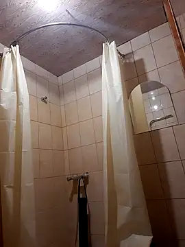 Foxyshaved online show from 17, 3, 2025