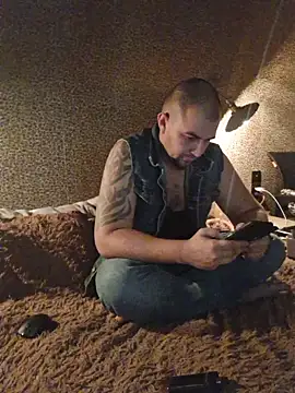 Foxyshaved online show from 21, 10, 2025