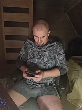 Foxyshaved online show from 10, 11, 2025