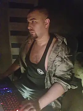 Foxyshaved online show from 1, 11, 2025