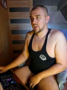 Foxyshaved online show from 10, 7, 2026