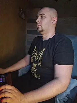 Foxyshaved online show from 22, 12, 2025