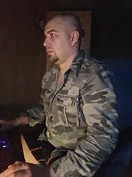 Foxyshaved online show from 7, 10, 2025