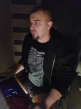 Foxyshaved online show from 3, 11, 2025