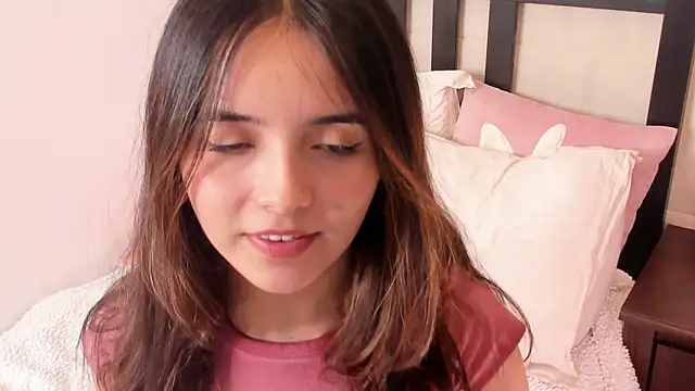 Raychell Black online show from 7, 3, 2025