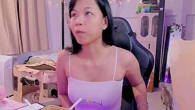 Kana G online show from 11, 3, 2025