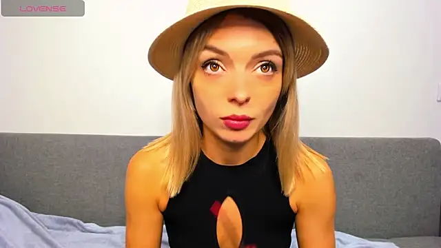  ellen meow  online show from 26, 10, 2025