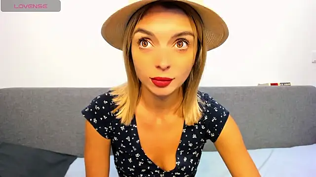  ellen meow  online show from 25, 9, 2025