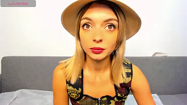  ellen meow  online show from 30, 10, 2025