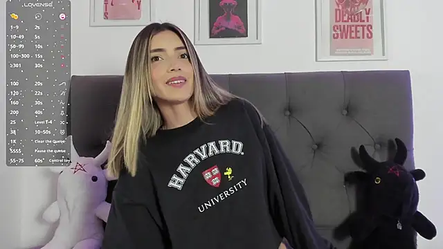 Snapshot of IsadoraGalle_ chatting on 20, 2, 2026 IsadoraGalle online show from 20, 2, 2026