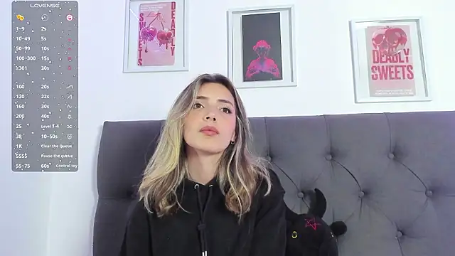 Snapshot of IsadoraGalle_ chatting on 7, 2, 2026 IsadoraGalle online show from 7, 2, 2026