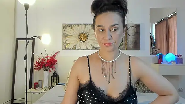 JoyCasidy online show from 1, 10, 2025