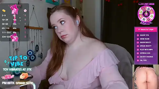 MissLolaLuxxx online show from 12, 3, 2026
