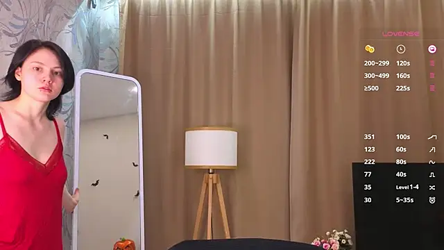 MaryCoopeer online show from 25, 11, 2025