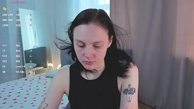MaryCoopeer online show from 10, 7, 2026