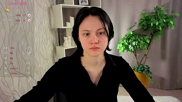 MaryCoopeer online show from 5, 10, 2025