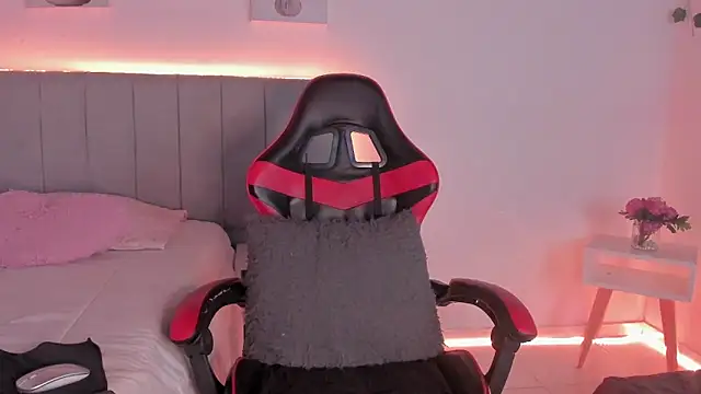  janiis online show from 10, 11, 2025