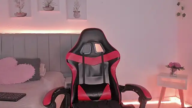  janiis online show from 3, 10, 2025