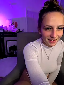 emma4xxx online show from 18, 3, 2025