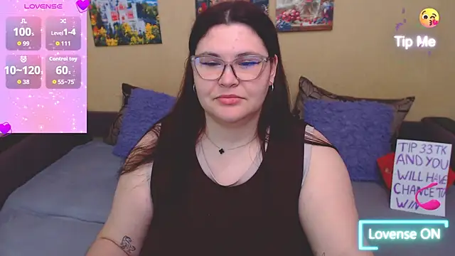 Snapshot of JuliaKeln chatting on 7, 6, 2026 JuliaKeln online show from 7, 6, 2026