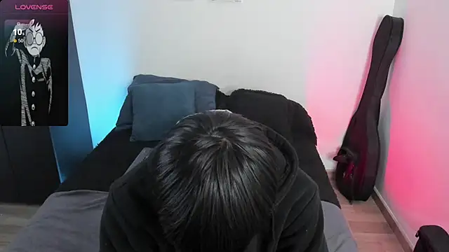 Snapshot of Aventure_Twinks chatting on 4, 8, 2026 Aventure Twinks online show from 4, 8, 2026