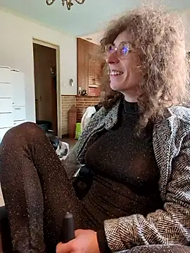 Prxscillia Tx online show from 6, 3, 2026