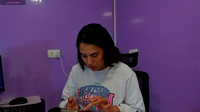 bunnys bells online show from 24, 9, 2025