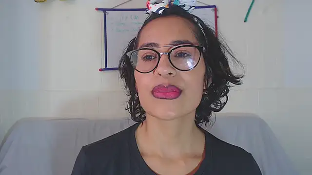 fantasty nylon online show from 11, 9, 2025