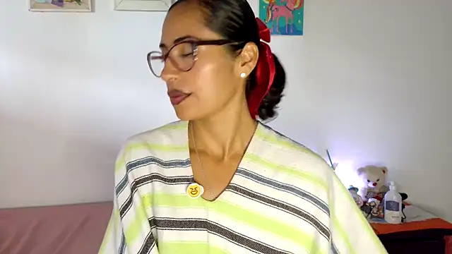 fantasty nylon online show from 7, 5, 2026