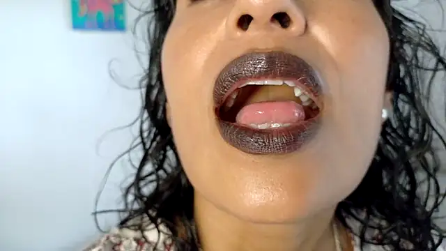 fantasty nylon online show from 11, 5, 2026
