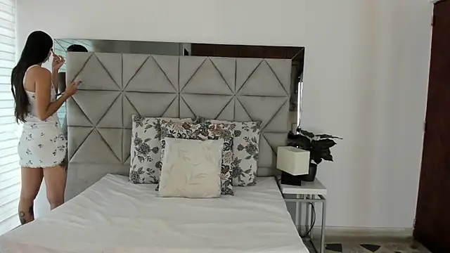 nina pons online show from 10, 9, 2025