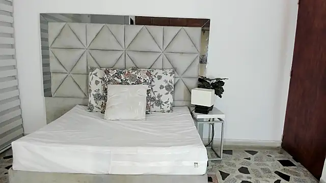 nina pons online show from 8, 9, 2025