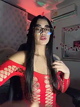 Snapshot of ZarahEvans chatting on 14, 2, 2026 ZarahEvans online show from 14, 2, 2026