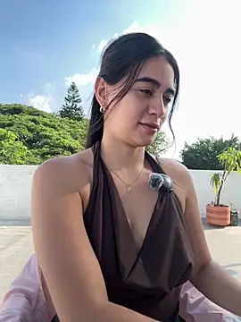 ZarahEvans online show from 7, 11, 2025