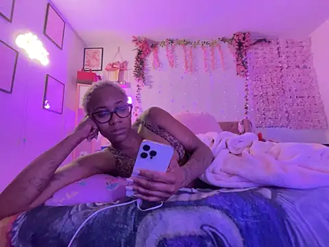 VixenCapri online show from 3, 12, 2025