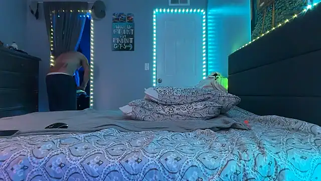 RoodoggXL online show from 5, 3, 2026