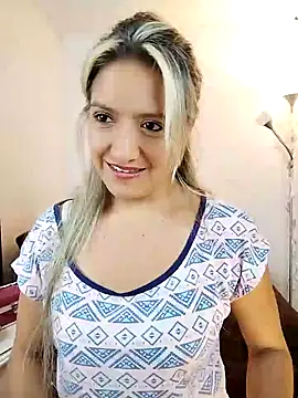 valeriahunter1 online show from 13, 1, 2025