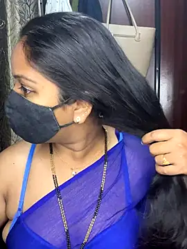 Snapshot of kannadatelugugirl chatting on 27, 10, 2025 kannadatelugugirl online show from 27, 10, 2025