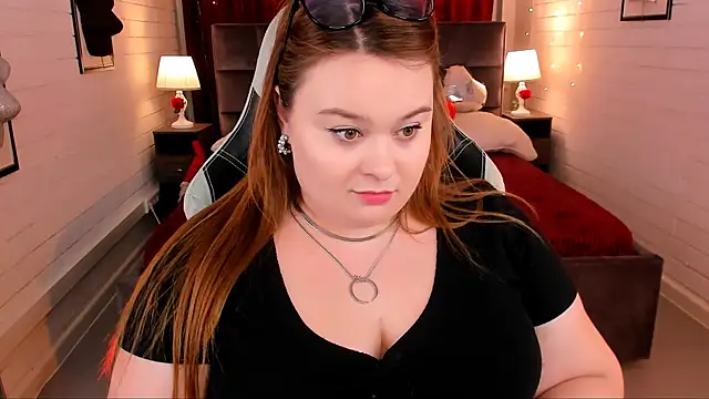 KimberlyMaran online show from 8, 3, 2025