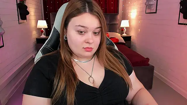 KimberlyMaran online show from 26, 2, 2025