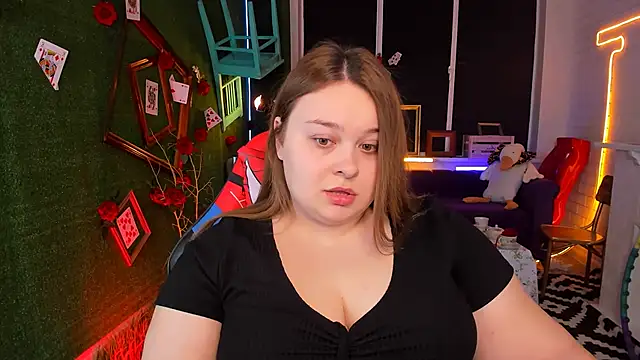 KimberlyMaran online show from 25, 2, 2025