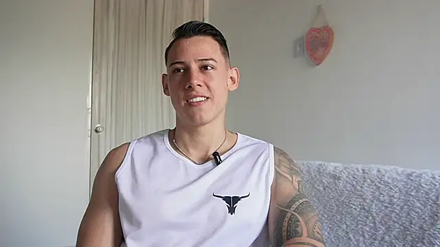 Muscle King Cum online show from 15, 5, 2026