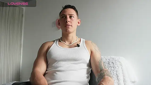 Muscle King Cum online show from 19, 5, 2026