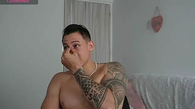 Muscle King Cum online show from 25, 5, 2026