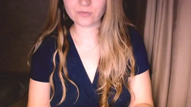 Snapshot of fiona_cute_2 chatting on 12, 10, 2025 fiona cute 2 online show from 12, 10, 2025