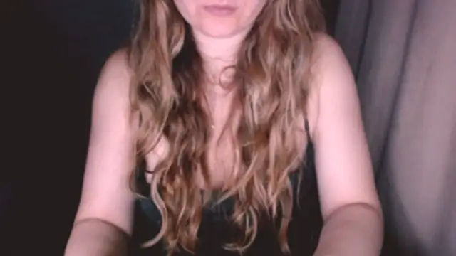 fiona cute 2 online show from 16, 3, 2026