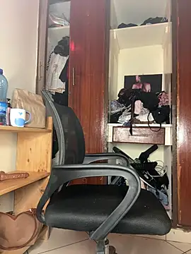 Candiey001 online show from 12, 2, 2026