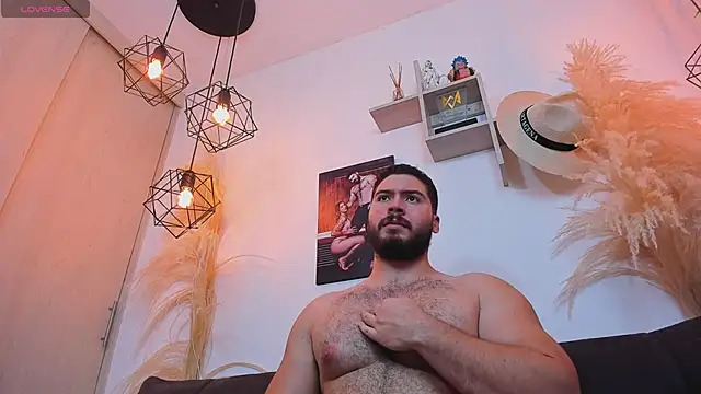 SebastianVilla  online show from 7, 3, 2026