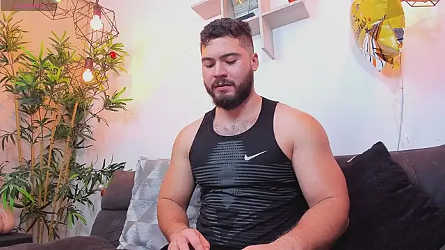 SebastianVilla  online show from 14, 4, 2026