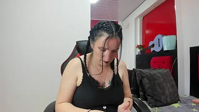 Andrefoxx  online show from 12, 9, 2025